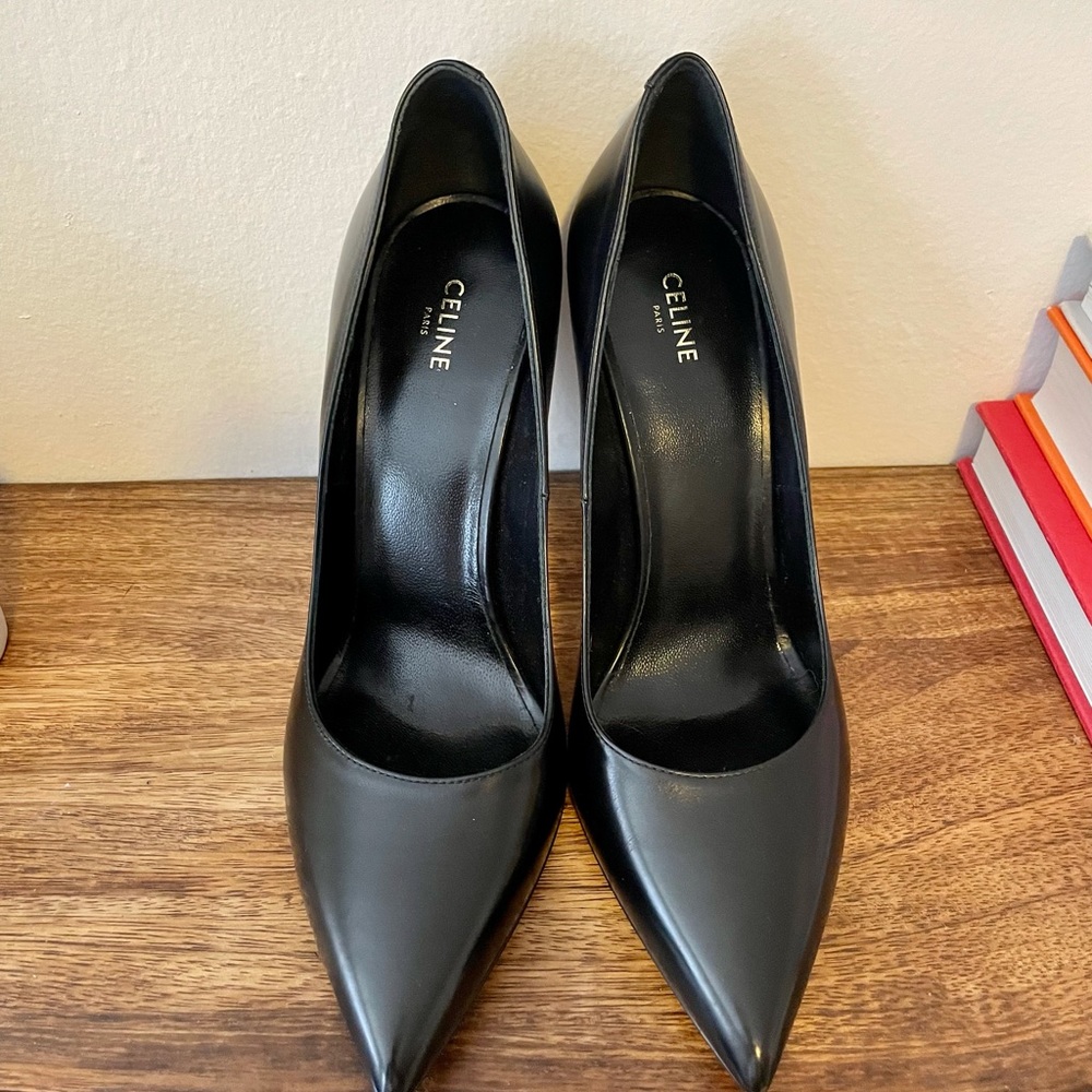 BRAND NEW CELINE CLASSIC BLACK PUMPS/ NEVER WORN!!